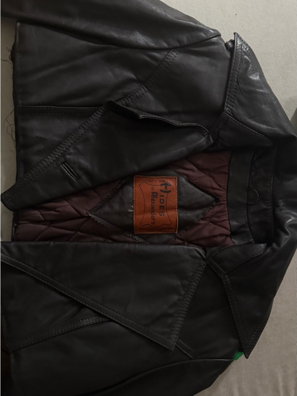 Women’s cropped dark brown Leather Jacket